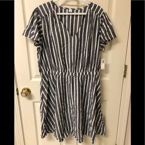 NWT Women’s Old Navy Striped Dress Size XL